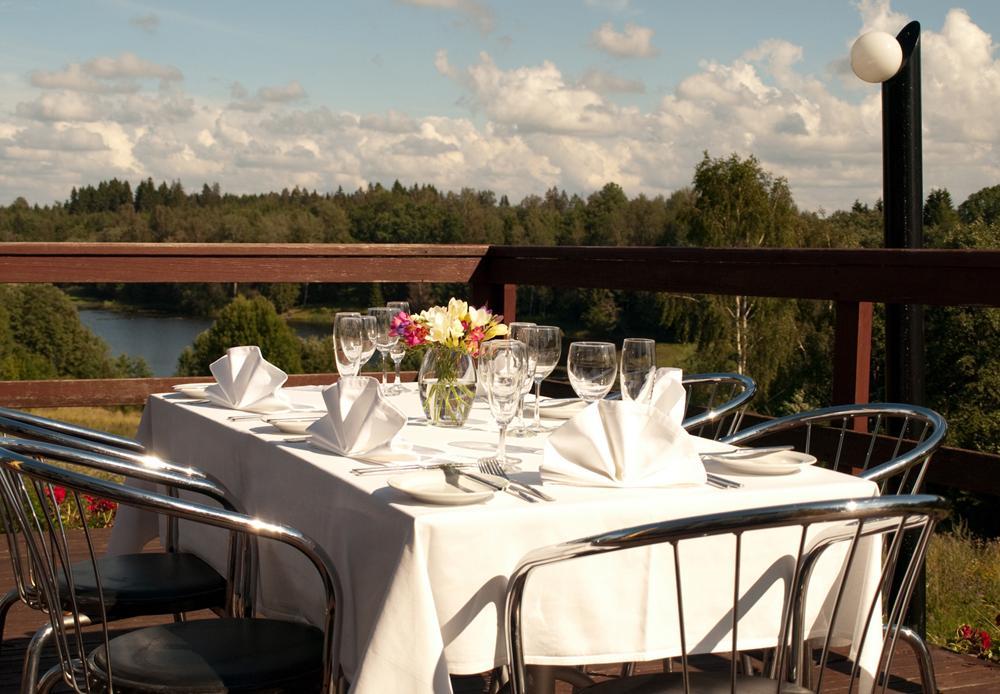 Hotel Sanvilla Sigulda Luaran gambar